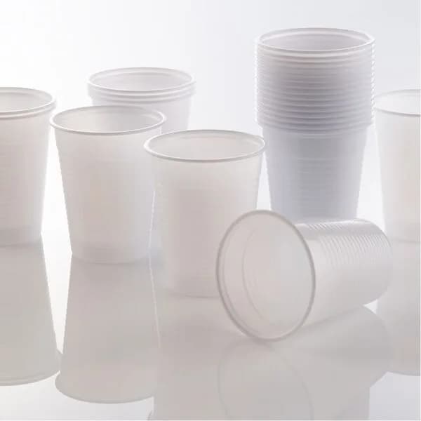 Plastic Mixing Cups