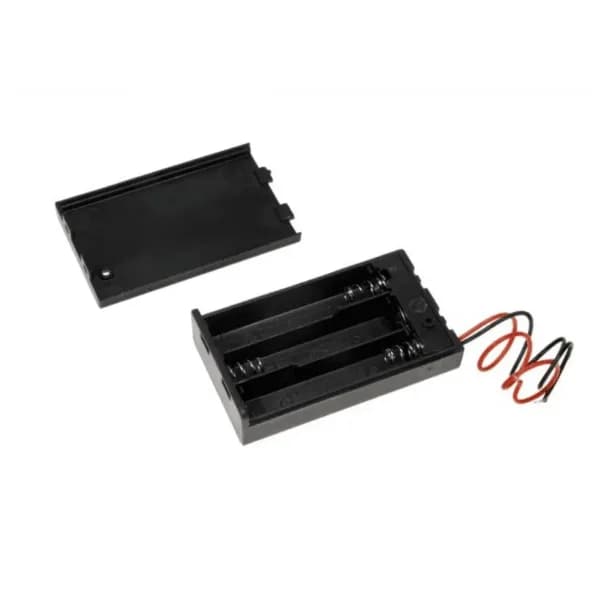 3xAAA Battery holder with cover
