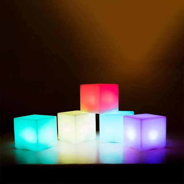Small Light Cubes